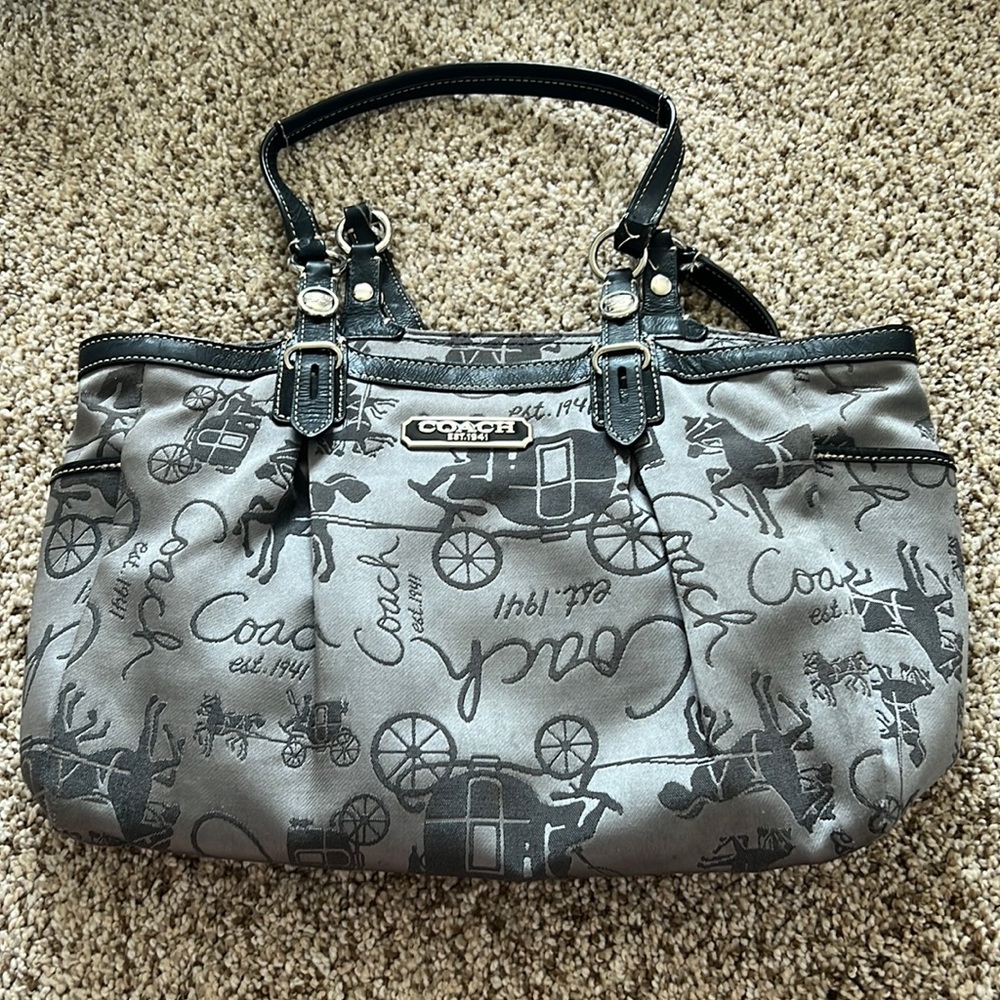 Coach shoulder bag